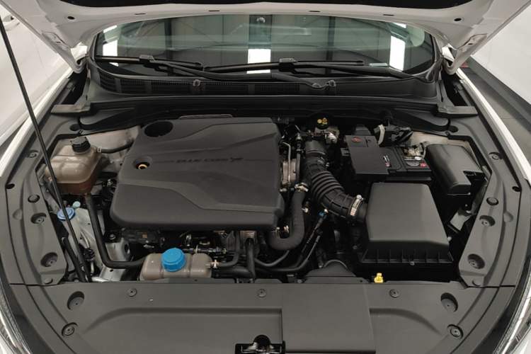 Used CHANGAN Eado 2023 Changan Edition PLUS Blue Whale NE 1.4T GDI DCT Prestige Version Engine Bay