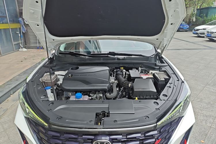 Used CHANGAN Eado 2023 Changan Edition PLUS Blue Whale NE 1.4T GDI DCT Prestige Version Engine Bay