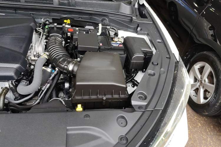 Used CHANGAN Eado 2023 Changan Edition PLUS Blue Whale NE 1.4T GDI DCT Prestige Version Engine Bay Left
