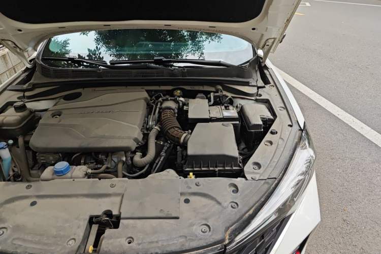 Used CHANGAN Eado 2023 Changan Edition PLUS Blue Whale NE 1.4T GDI DCT Prestige Version Engine Bay Left