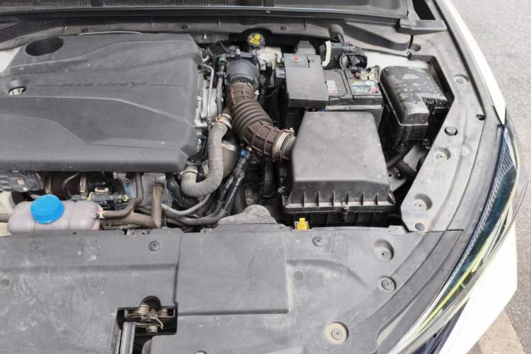 Used CHANGAN Eado 2023 Changan Edition PLUS Blue Whale NE 1.4T GDI DCT Prestige Version Engine Bay Left