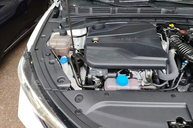 Used CHANGAN Eado 2023 Changan Edition PLUS Blue Whale NE 1.4T GDI DCT Prestige Version Engine Bay Right