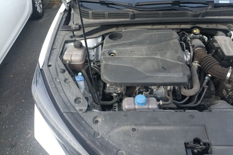 Used CHANGAN Eado 2023 Changan Edition PLUS Blue Whale NE 1.4T GDI DCT Prestige Version Engine Bay Right