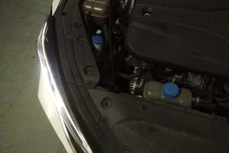 Used CHANGAN Eado 2023 Changan Edition PLUS Blue Whale NE 1.4T GDI DCT Prestige Version Engine Bay Right