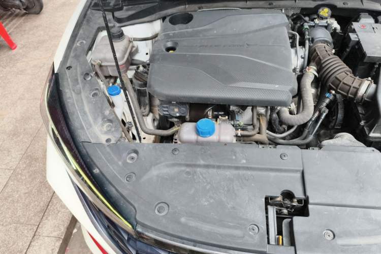 Used CHANGAN Eado 2023 Changan Edition PLUS Blue Whale NE 1.4T GDI DCT Prestige Version Engine Bay Right