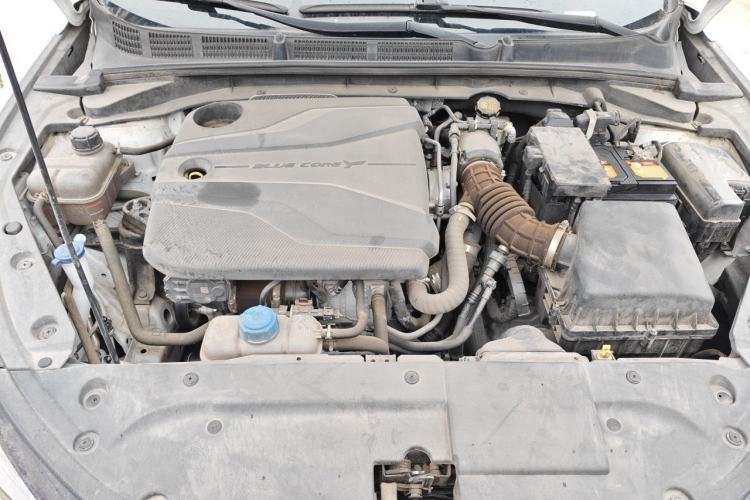 Used CHANGAN Eado 2023 Changan Edition PLUS Blue Whale NE 1.4T GDI DCT Prestige Version Engine Bay