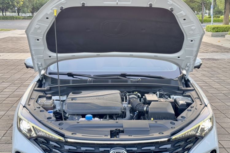 Used CHANGAN Eado 2023 Changan Edition PLUS Blue Whale NE 1.4T GDI DCT Prestige Version Engine Bay