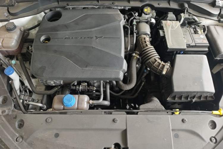 Used CHANGAN Eado 2023 Changan Edition PLUS Blue Whale NE 1.4T GDI DCT Prestige Version Engine Bay