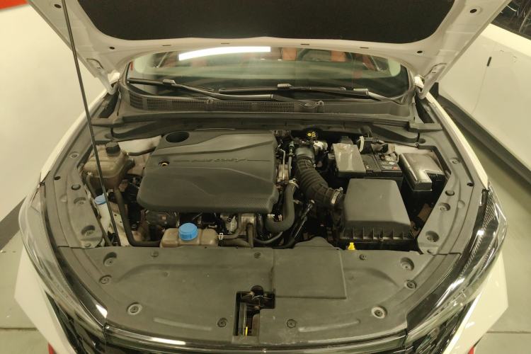Used CHANGAN Eado 2023 Changan Edition PLUS Blue Whale NE 1.4T GDI DCT Prestige Version Engine Bay
