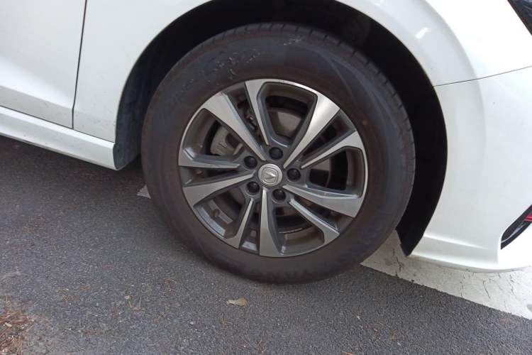 Used CHANGAN Eado 2023 Changan Edition PLUS Blue Whale NE 1.4T GDI DCT Prestige Version Exterior 1