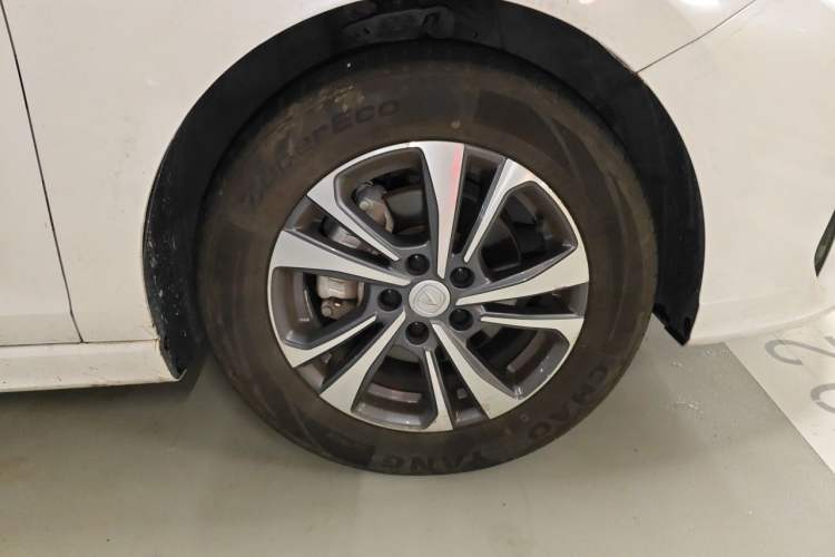 Used CHANGAN Eado 2023 Changan Edition PLUS Blue Whale NE 1.4T GDI DCT Prestige Version Exterior 1