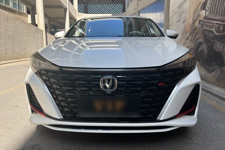 Used CHANGAN Eado 2023 Changan Edition PLUS Blue Whale NE 1.4T GDI DCT Prestige Version Exterior 1