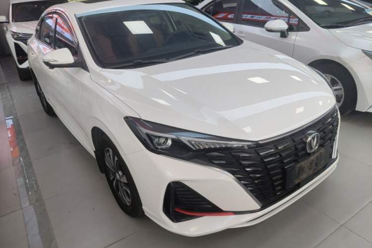Used CHANGAN Eado 2023 Changan Edition PLUS Blue Whale NE 1.4T GDI DCT Prestige Version Exterior 1