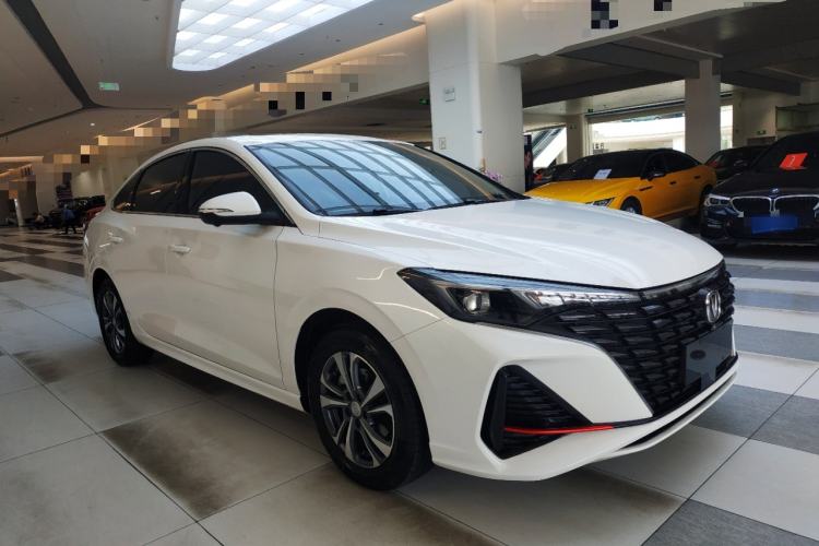 Used CHANGAN Eado 2023 Changan Edition PLUS Blue Whale NE 1.4T GDI DCT Prestige Version Exterior 1