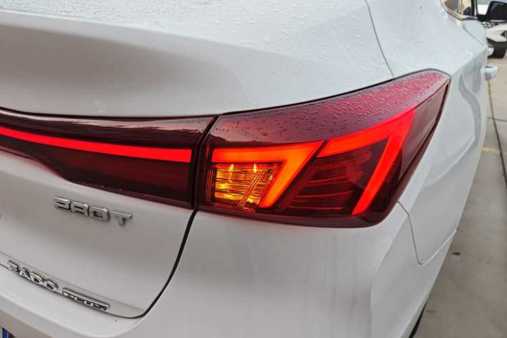 Used CHANGAN Eado 2023 Changan Edition PLUS Blue Whale NE 1.4T GDI DCT Prestige Version Exterior 1