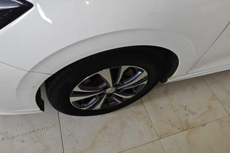 Used CHANGAN Eado 2023 Changan Edition PLUS Blue Whale NE 1.4T GDI DCT Prestige Version Exterior 1