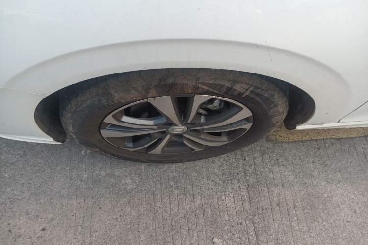 Used CHANGAN Eado 2023 Changan Edition PLUS Blue Whale NE 1.4T GDI DCT Prestige Version Exterior 2