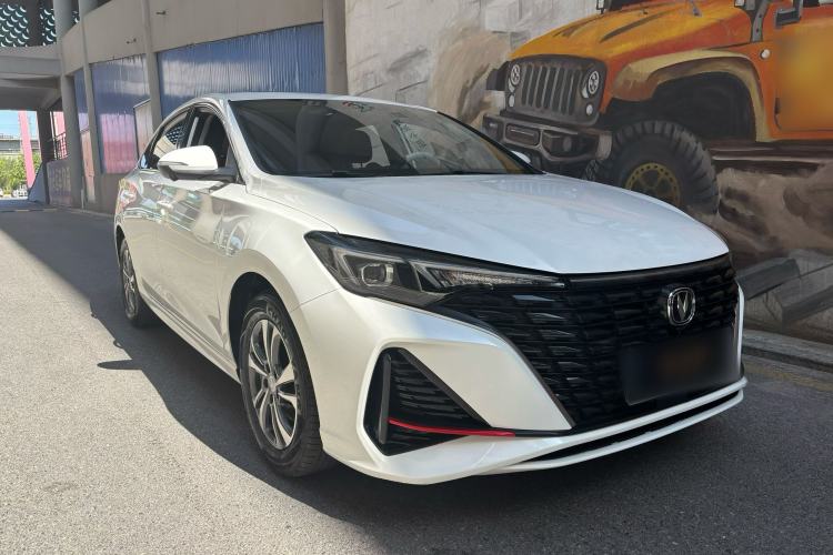 Used CHANGAN Eado 2023 Changan Edition PLUS Blue Whale NE 1.4T GDI DCT Prestige Version Exterior 2