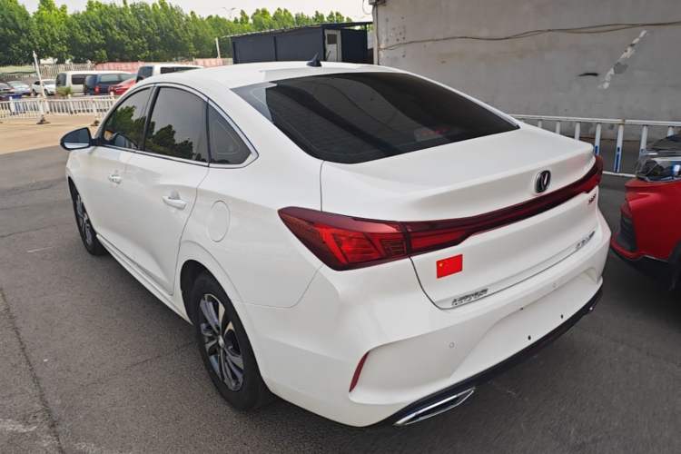 Used CHANGAN Eado 2023 Changan Edition PLUS Blue Whale NE 1.4T GDI DCT Prestige Version Exterior 2