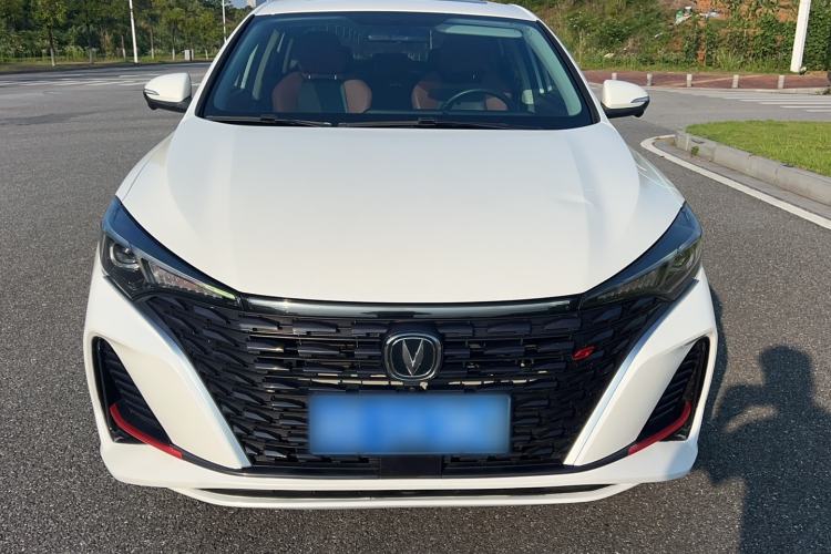 Used CHANGAN Eado 2023 Changan Edition PLUS Blue Whale NE 1.4T GDI DCT Prestige Version Exterior 2