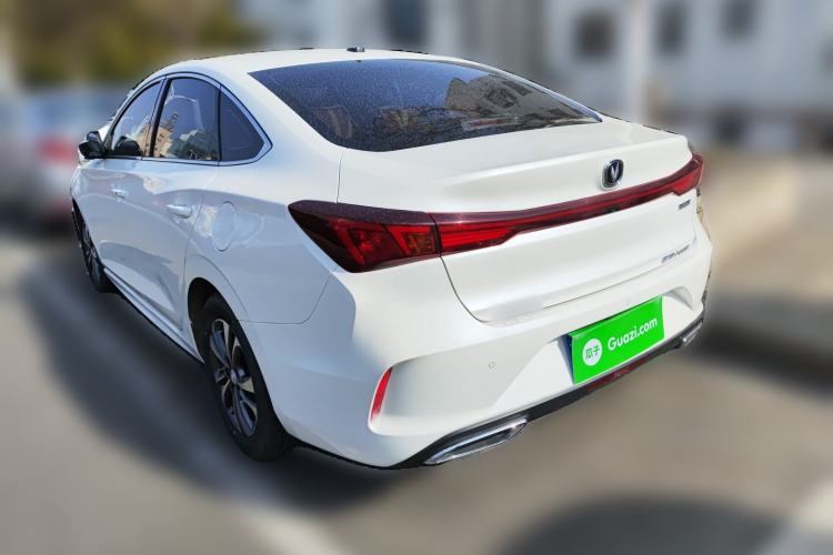 Used CHANGAN Eado 2023 Changan Edition PLUS Blue Whale NE 1.4T GDI DCT Prestige Version Exterior 3