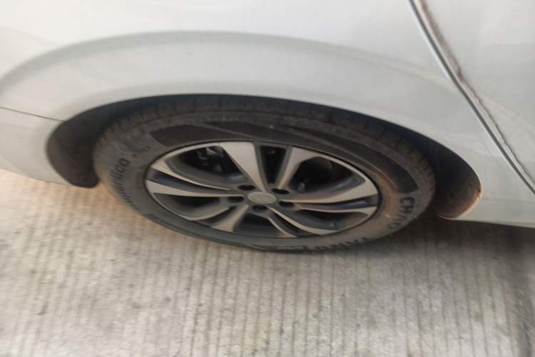 Used CHANGAN Eado 2023 Changan Edition PLUS Blue Whale NE 1.4T GDI DCT Prestige Version Exterior 3