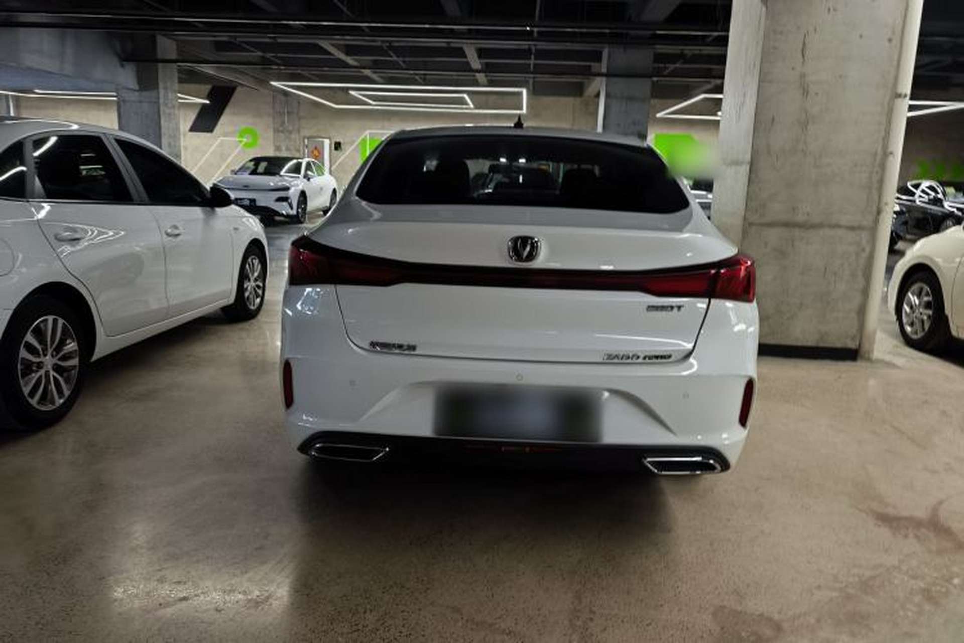 Used CHANGAN Eado 2023 Changan Edition PLUS Blue Whale NE 1.4T GDI DCT Prestige Version Exterior 3