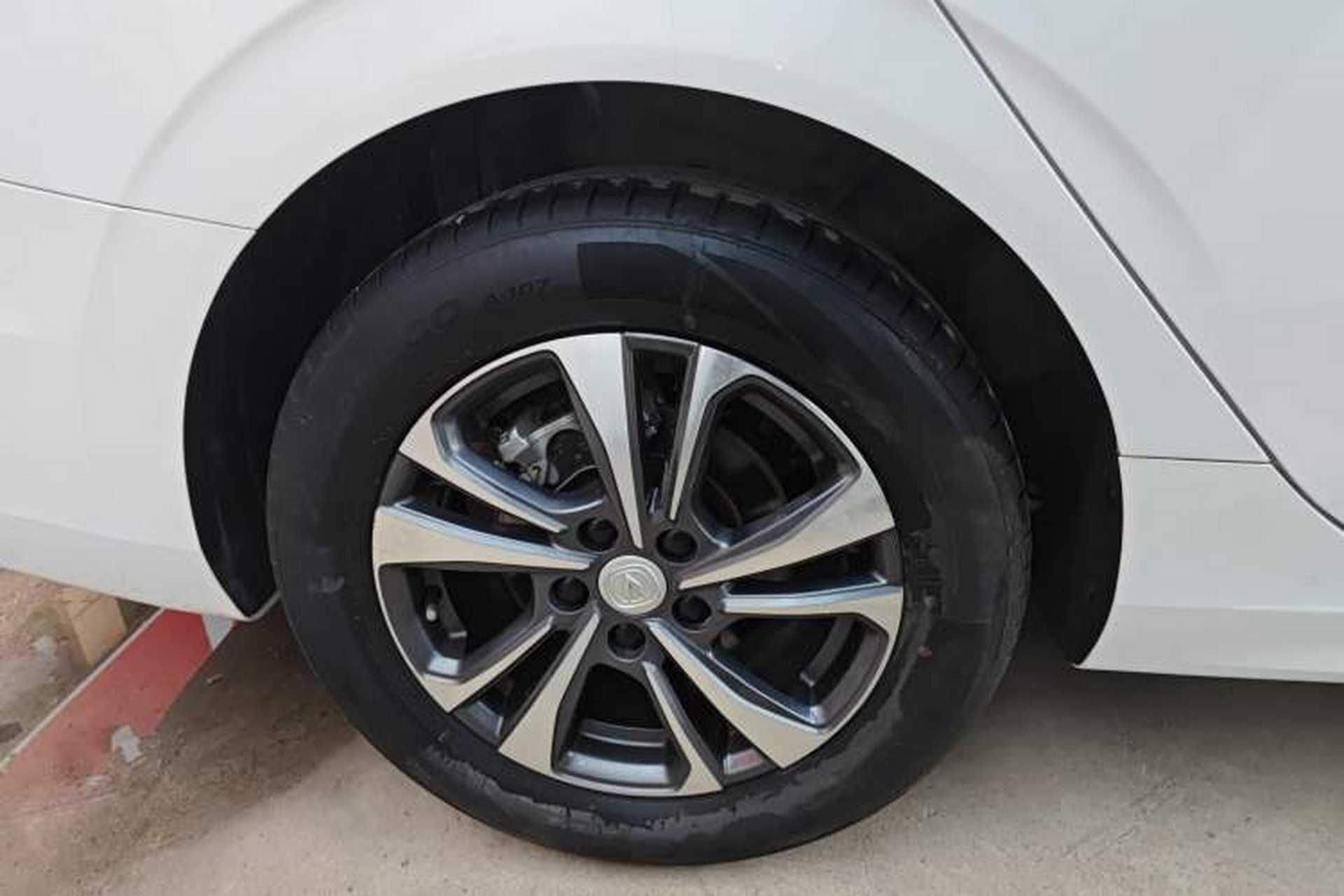 Used CHANGAN Eado 2023 Changan Edition PLUS Blue Whale NE 1.4T GDI DCT Prestige Version Exterior 3