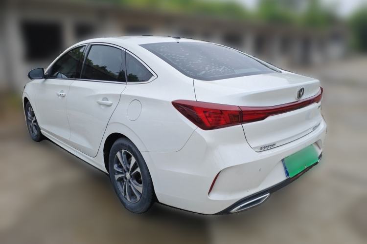 Used CHANGAN Eado 2023 Changan Edition PLUS Blue Whale NE 1.4T GDI DCT Prestige Version Exterior 3