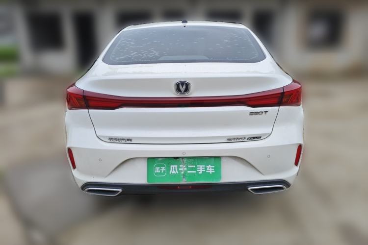 Used CHANGAN Eado 2023 Changan Edition PLUS Blue Whale NE 1.4T GDI DCT Prestige Version Exterior 4