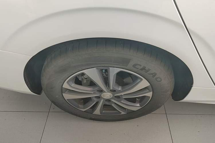 Used CHANGAN Eado 2023 Changan Edition PLUS Blue Whale NE 1.4T GDI DCT Prestige Version Exterior 5