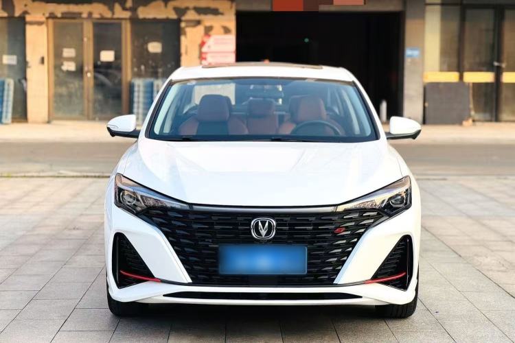 Used CHANGAN Eado 2023 Changan Edition PLUS Blue Whale NE 1.4T GDI DCT Prestige Version Exterior 5