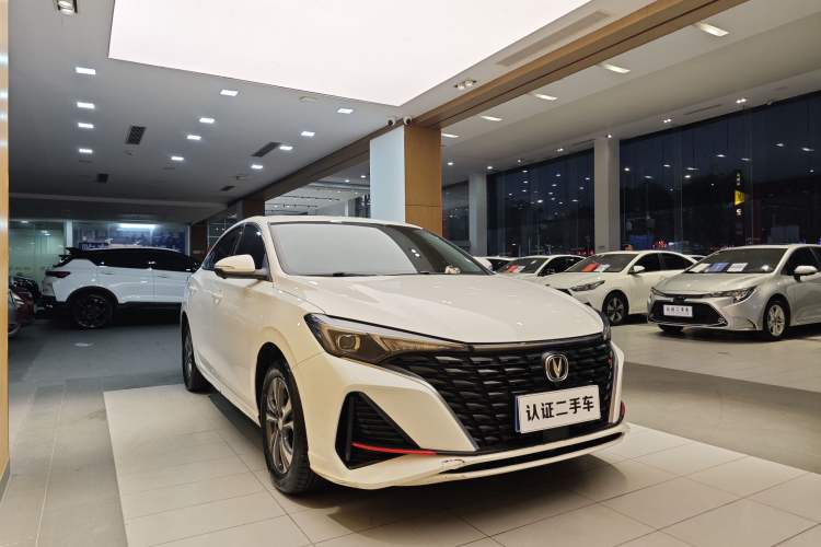 Used CHANGAN Eado 2023 Changan Edition PLUS Blue Whale NE 1.4T GDI DCT Prestige Version Exterior 7