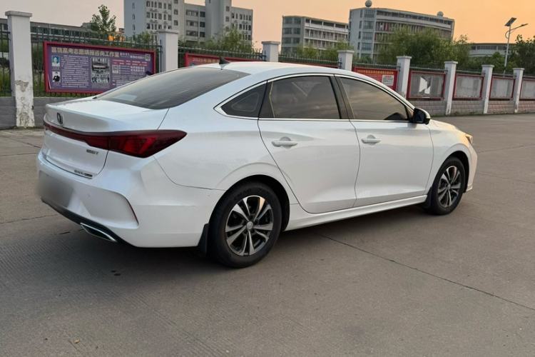 Used CHANGAN Eado 2023 Changan Edition PLUS Blue Whale NE 1.4T GDI DCT Prestige Version Exterior 7