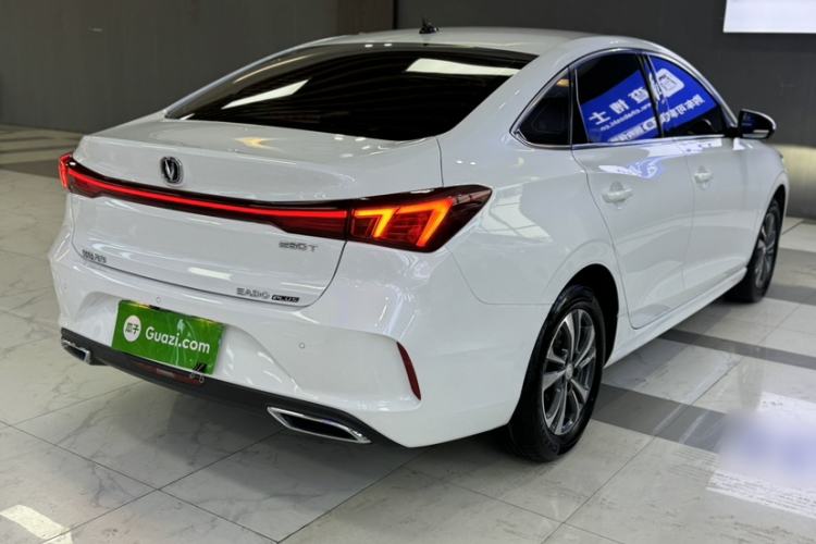 Used CHANGAN Eado 2023 Changan Edition PLUS Blue Whale NE 1.4T GDI DCT Prestige Version Exterior 7