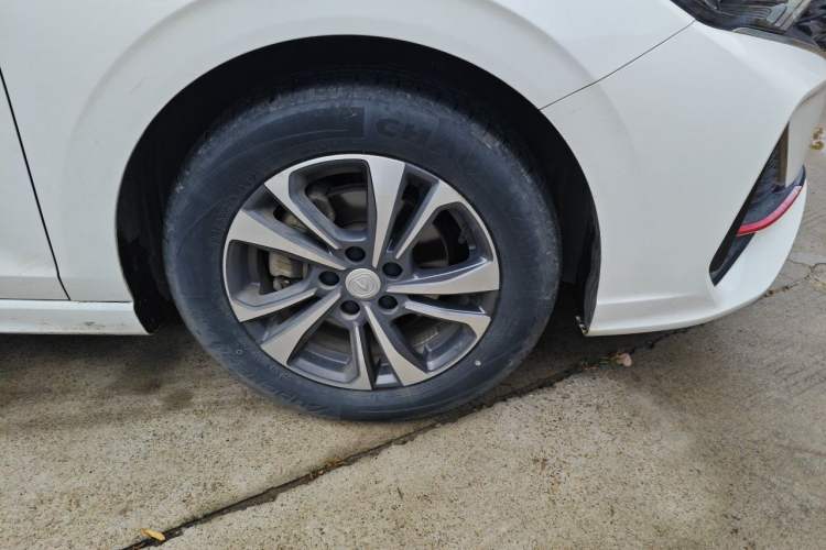 Used CHANGAN Eado 2023 Changan Edition PLUS Blue Whale NE 1.4T GDI DCT Prestige Version Exterior 7