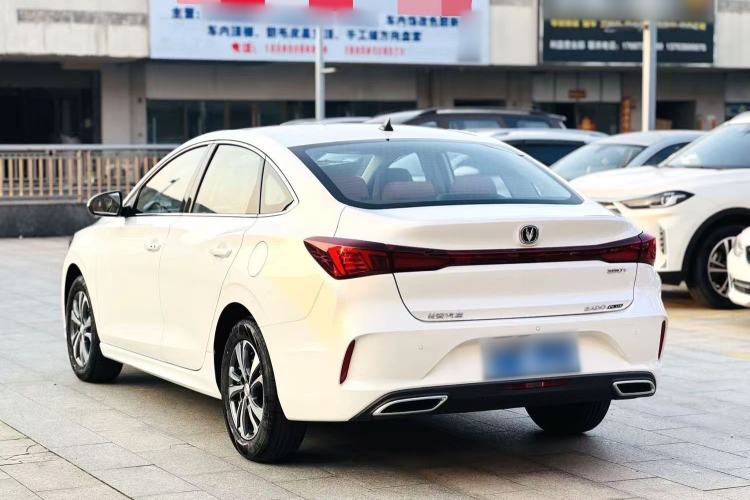 Used CHANGAN Eado 2023 Changan Edition PLUS Blue Whale NE 1.4T GDI DCT Prestige Version Exterior 7