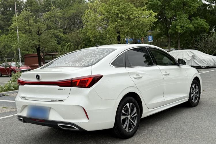 Used CHANGAN Eado 2023 Changan Edition PLUS Blue Whale NE 1.4T GDI DCT Prestige Version Exterior 8