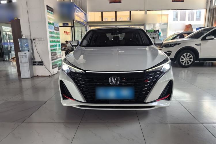 Used CHANGAN Eado 2023 Changan Edition PLUS Blue Whale NE 1.4T GDI DCT Prestige Version Front