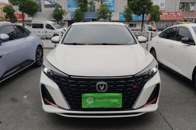 Used CHANGAN Eado 2023 Changan Edition PLUS Blue Whale NE 1.4T GDI DCT Prestige Version Front