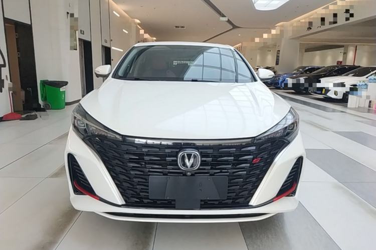Used CHANGAN Eado 2023 Changan Edition PLUS Blue Whale NE 1.4T GDI DCT Prestige Version Front