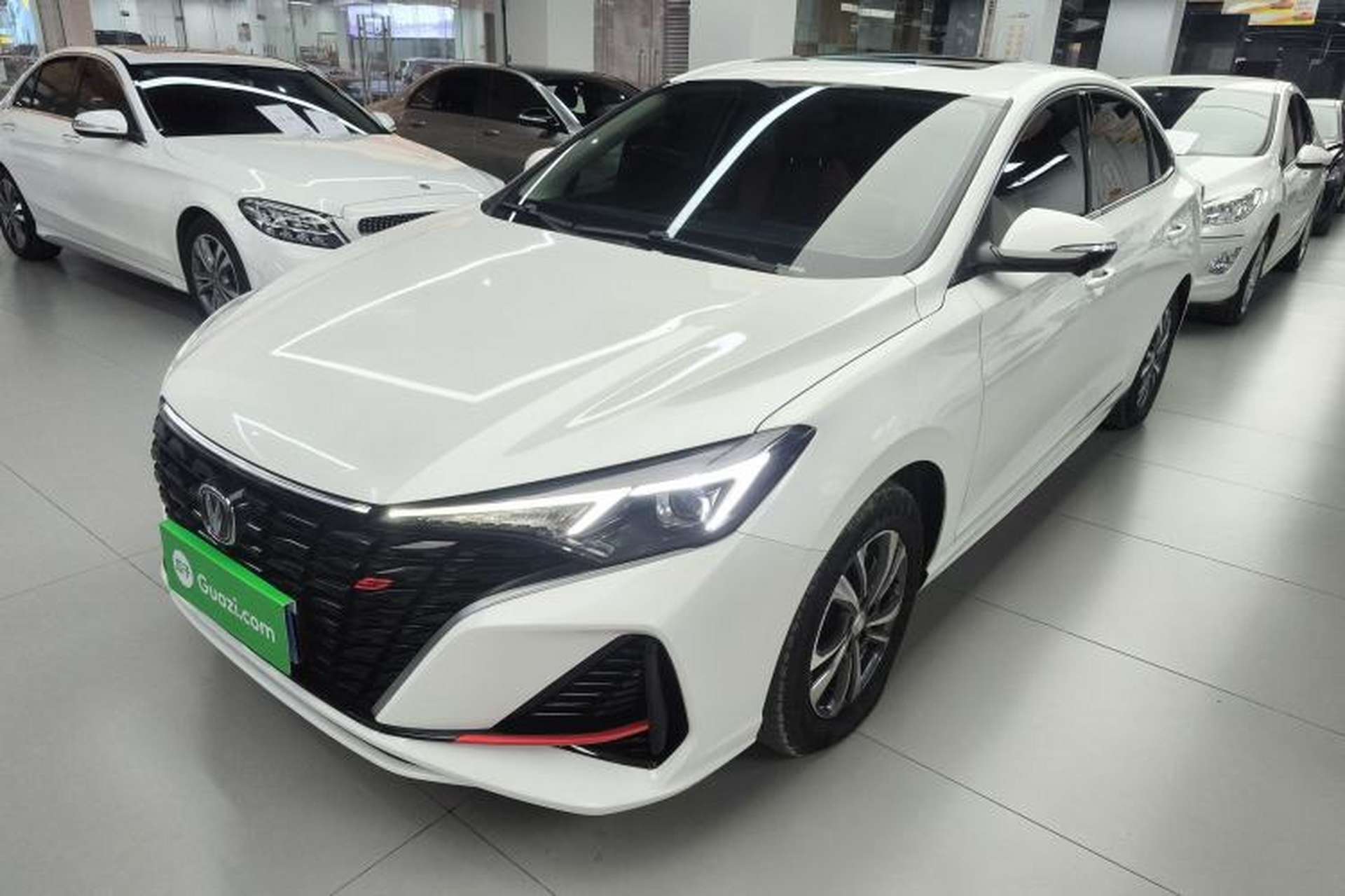 Used CHANGAN Eado 2023 Changan Edition PLUS Blue Whale NE 1.4T GDI DCT Prestige Version Front Left 45 Deg