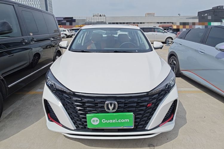Used CHANGAN Eado 2023 Changan Edition PLUS Blue Whale NE 1.4T GDI DCT Prestige Version Front