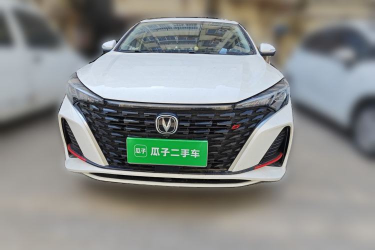 Used CHANGAN Eado 2023 Changan Edition PLUS Blue Whale NE 1.4T GDI DCT Prestige Version Front