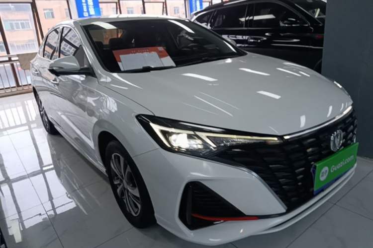 Used CHANGAN Eado 2023 Changan Edition PLUS Blue Whale NE 1.4T GDI DCT Prestige Version Front Right 45 Deg