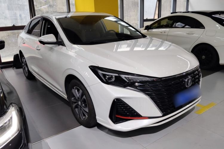 Used CHANGAN Eado 2023 Changan Edition PLUS Blue Whale NE 1.4T GDI DCT Prestige Version Front Right 45 Deg