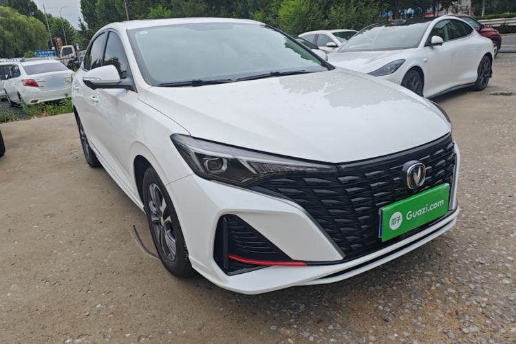 Used CHANGAN Eado 2023 Changan Edition PLUS Blue Whale NE 1.4T GDI DCT Prestige Version Front Right 45 Deg