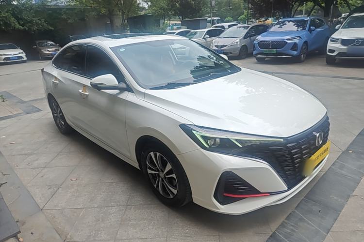 Used CHANGAN Eado 2023 Changan Edition PLUS Blue Whale NE 1.4T GDI DCT Prestige Version Front Right 45 Deg