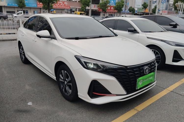 Used CHANGAN Eado 2023 Changan Edition PLUS Blue Whale NE 1.4T GDI DCT Prestige Version Front Right 45 Deg