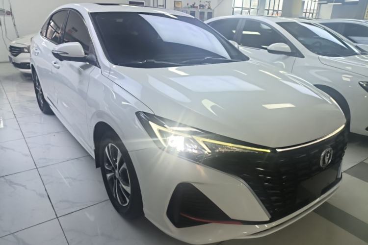 Used CHANGAN Eado 2023 Changan Edition PLUS Blue Whale NE 1.4T GDI DCT Prestige Version Front Right 45 Deg